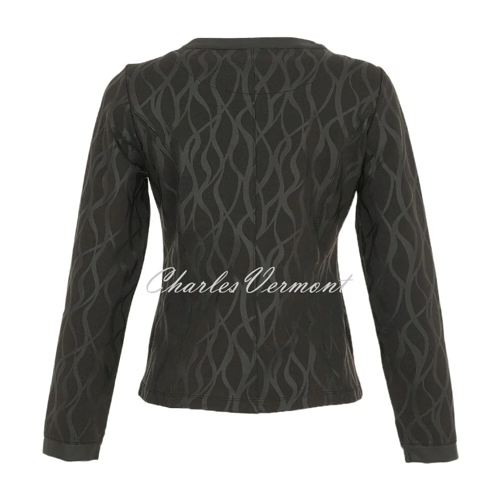 Dolcezza 'Timeless Leather' Collarless Zip Jacket - Style 74126