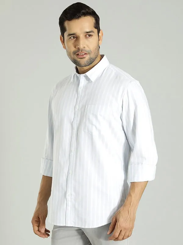 Men Striped Full Sleeve Cotton Blend Shirt